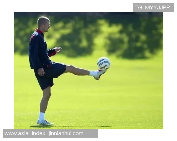 足球缝制的详细步骤与技巧分享让你轻松掌握制作完美足球的秘诀