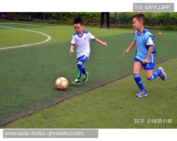 难忘的暑假足球课体验与成长之旅